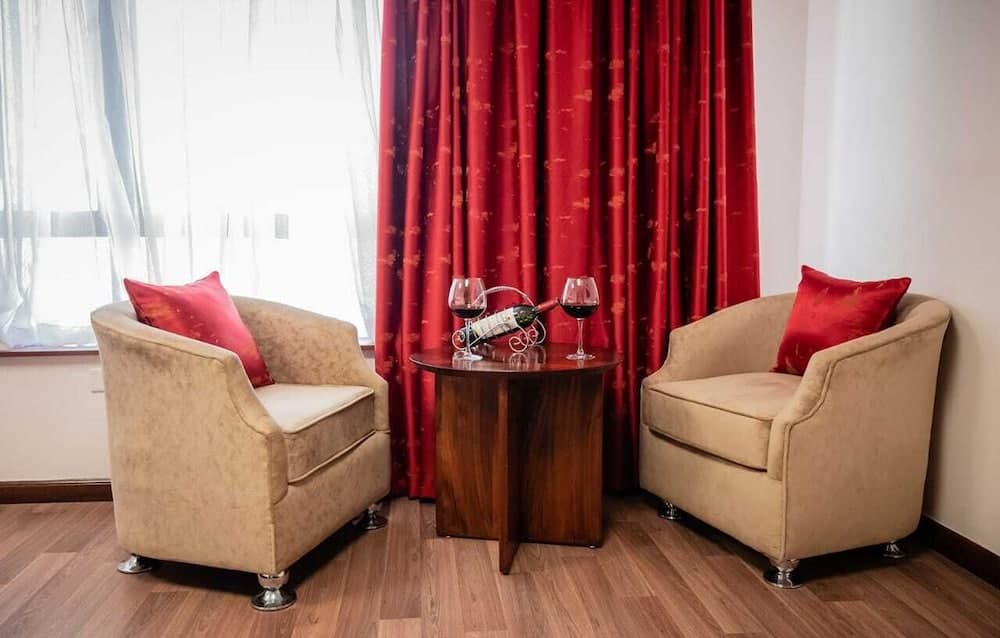 The Crossroads Hotel Westlands