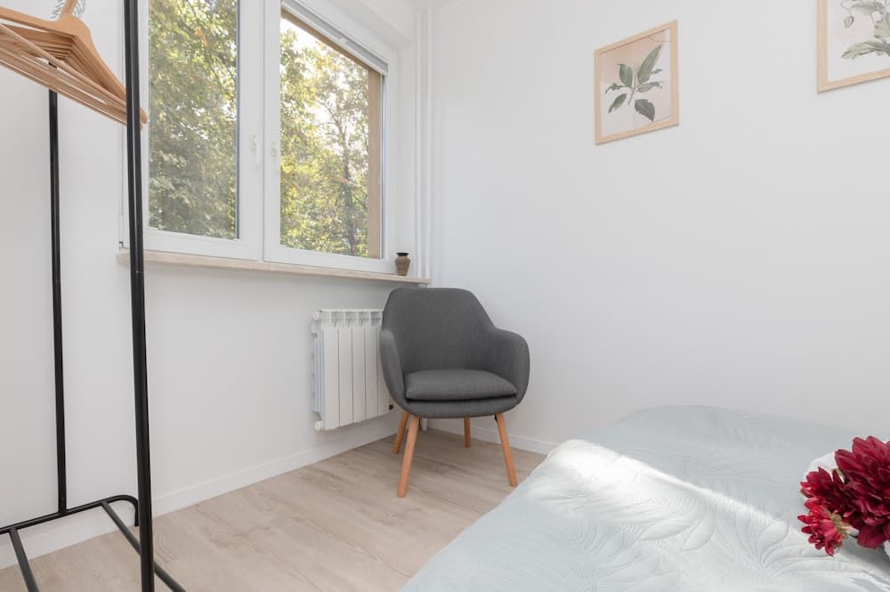 Warsaw Stawki Cosy Apartment by Renters