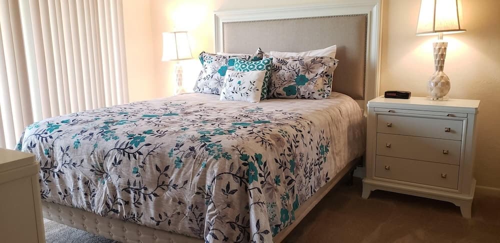 David s Dolphin Way Condo