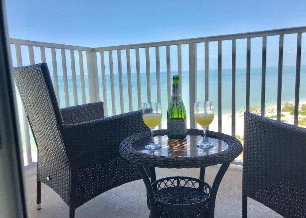 David s Estero Beach Tennis Condo