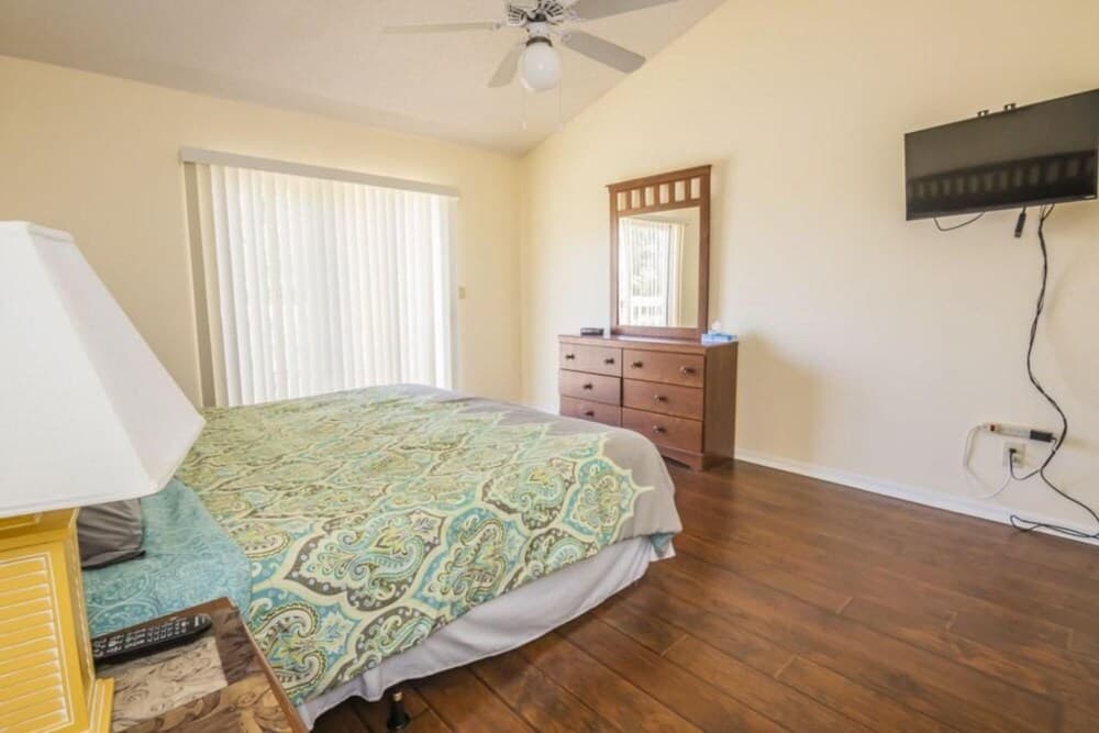 Lora s Sweetwater Club Condo