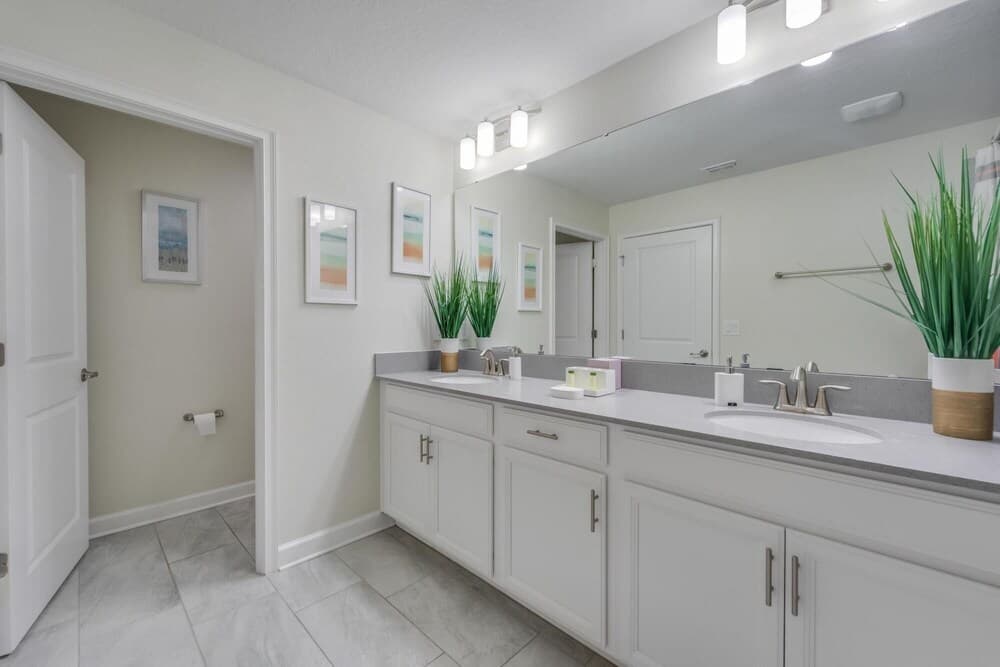 Champions Gate Resort - Modern Furnishings