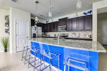 A Touch of Blue at Windsor Island Resort