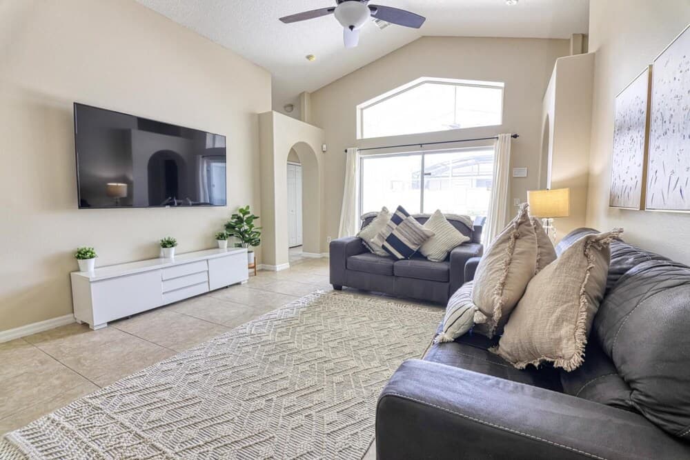 Maya s Indian Creek Vacation Home