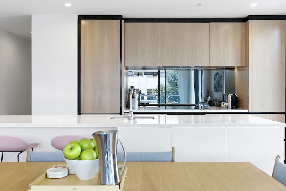 Modern & elegant living Wynyard Quarter