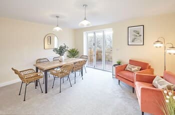 Host Stay Buskar Lodge