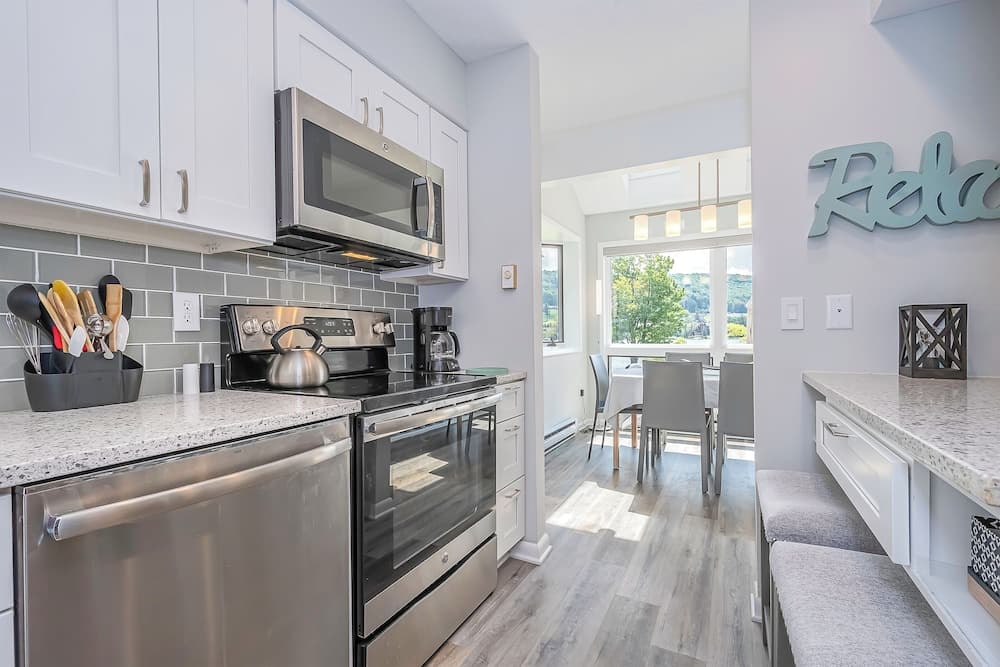 Ski Harbor 11 by Taylor Made Deep Creek