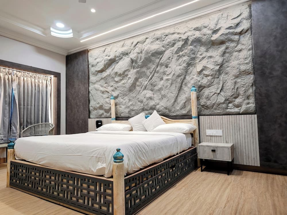 Lake View Hotel and Resort