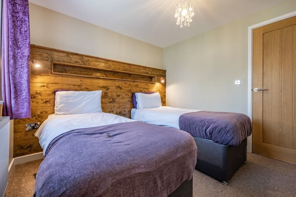 Warren Wood Country Park