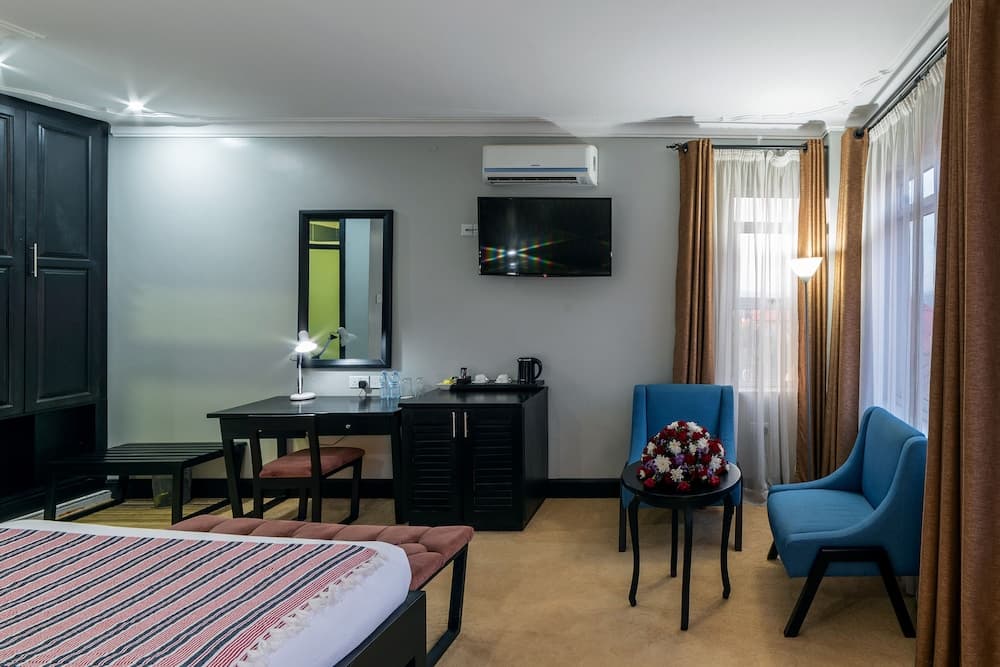 A'lure Hotel & Residences