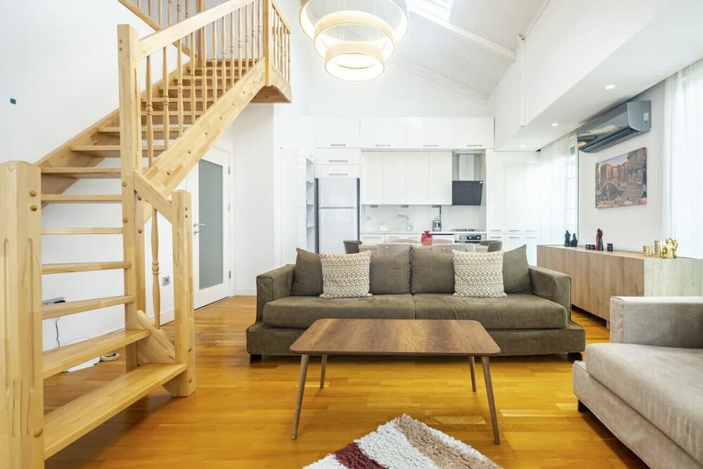 Chic Flat Near Public Transportation in Goztepe