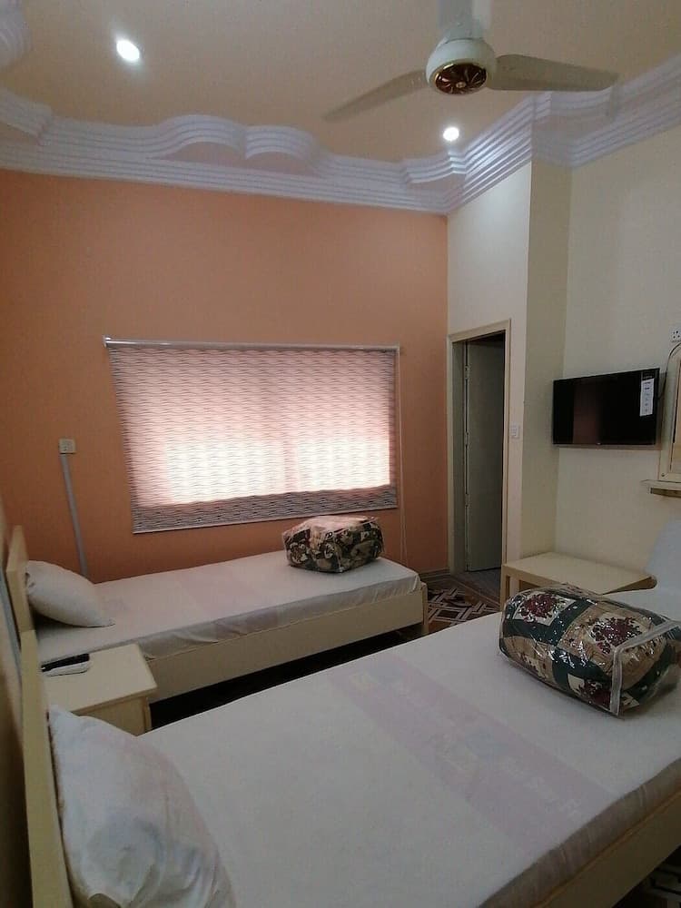 Zam Zam Hotel & Guest House Mirpurkhas