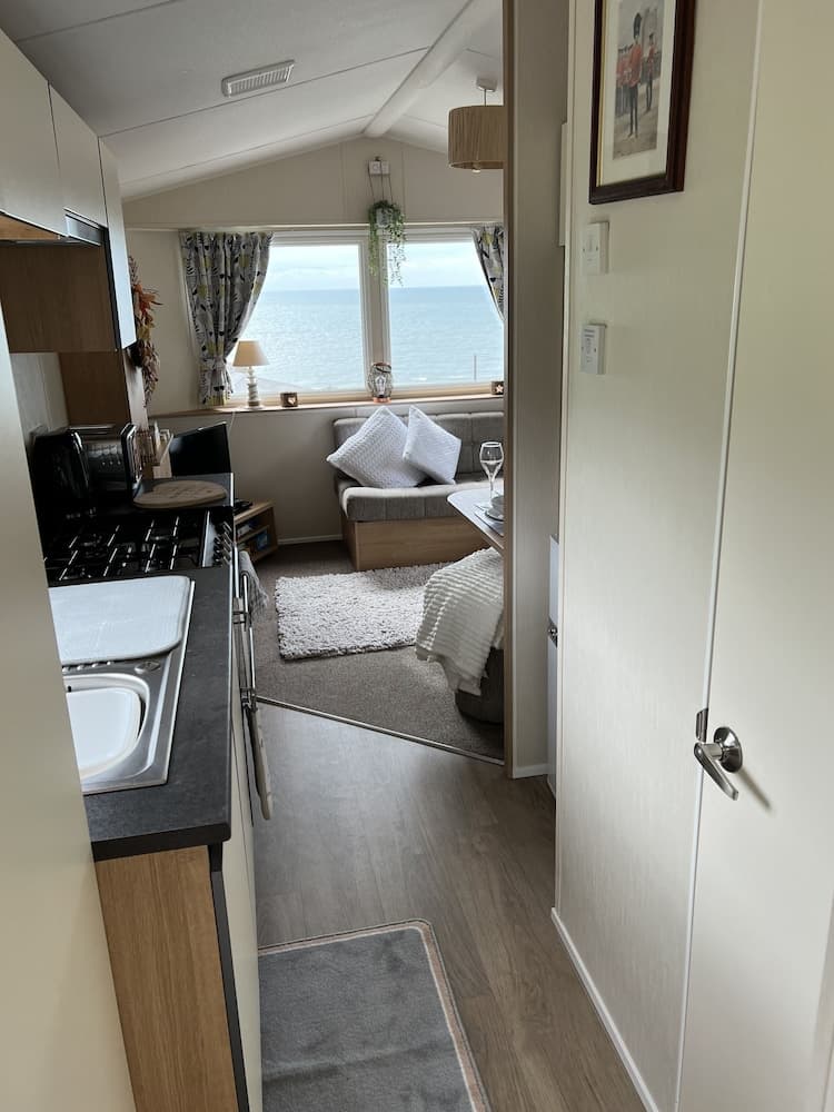 Barmouth Pet-friendly 2-bed Caravan With Sea View