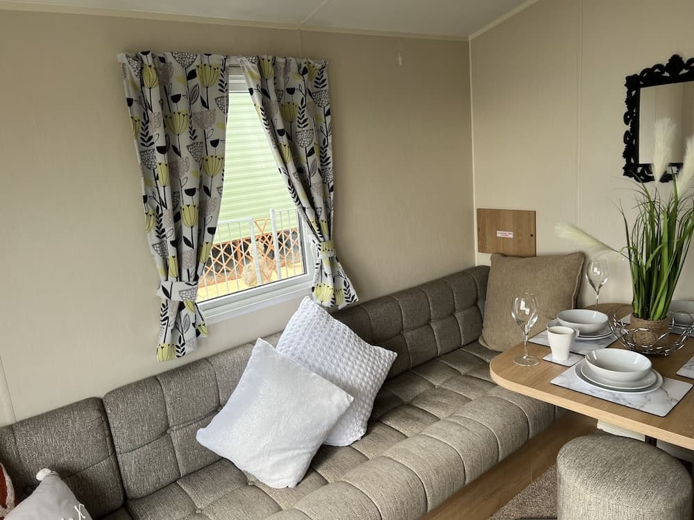 Barmouth Pet-friendly 2-bed Caravan With Sea View