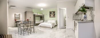 Del Sol Meteora Luxurious Family Suites1