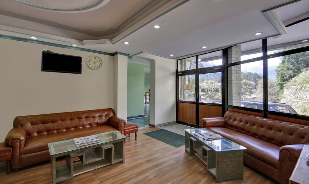 Itsy By Treebo - Chichoga Holiday Inn With River View