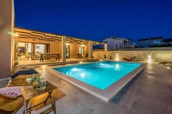Magnificent Villa Skyfall With Heated Pool Next to the Beach Kids Playground