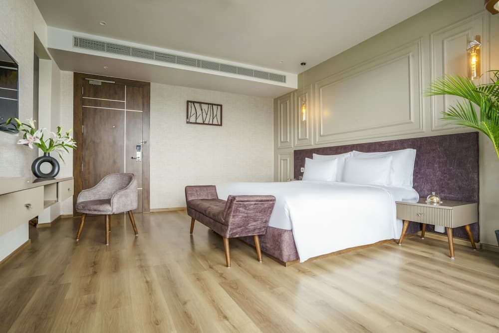 Zana Lake Resort Udaipur