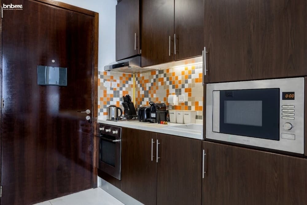 Luxurious Apt In The Palms Sea View Bnbmehomes