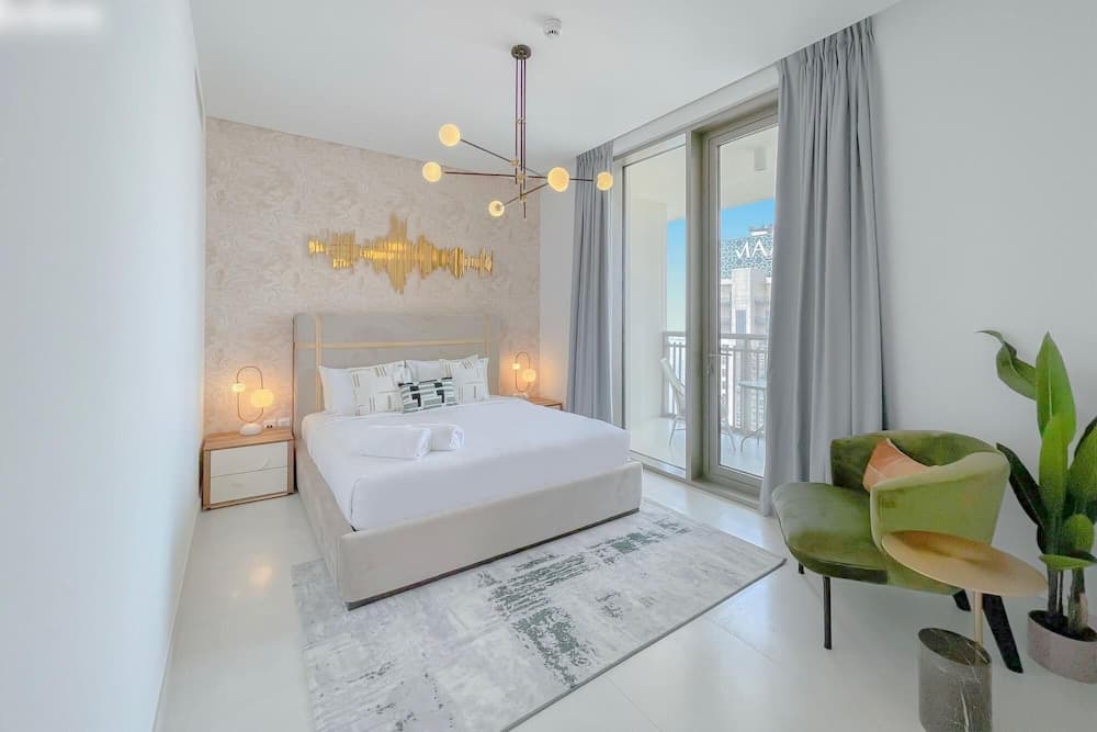 Lavish Living Along the Dubai Creek