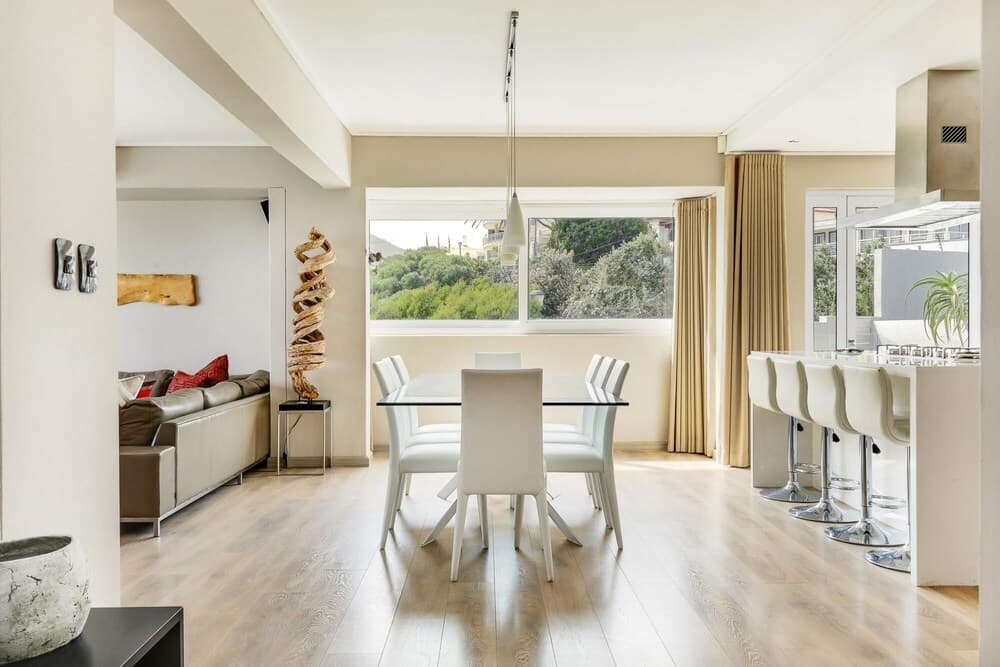 Modern Holiday Apartment in Secure Camps Bay Complex With Private Pool Houghton Steps