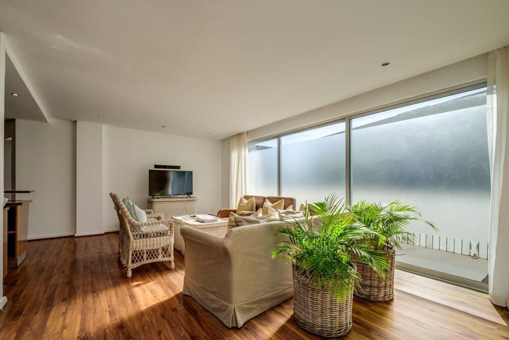 Six Bedroom Holiday Villa on Three Levels With Private Pool Silvertree