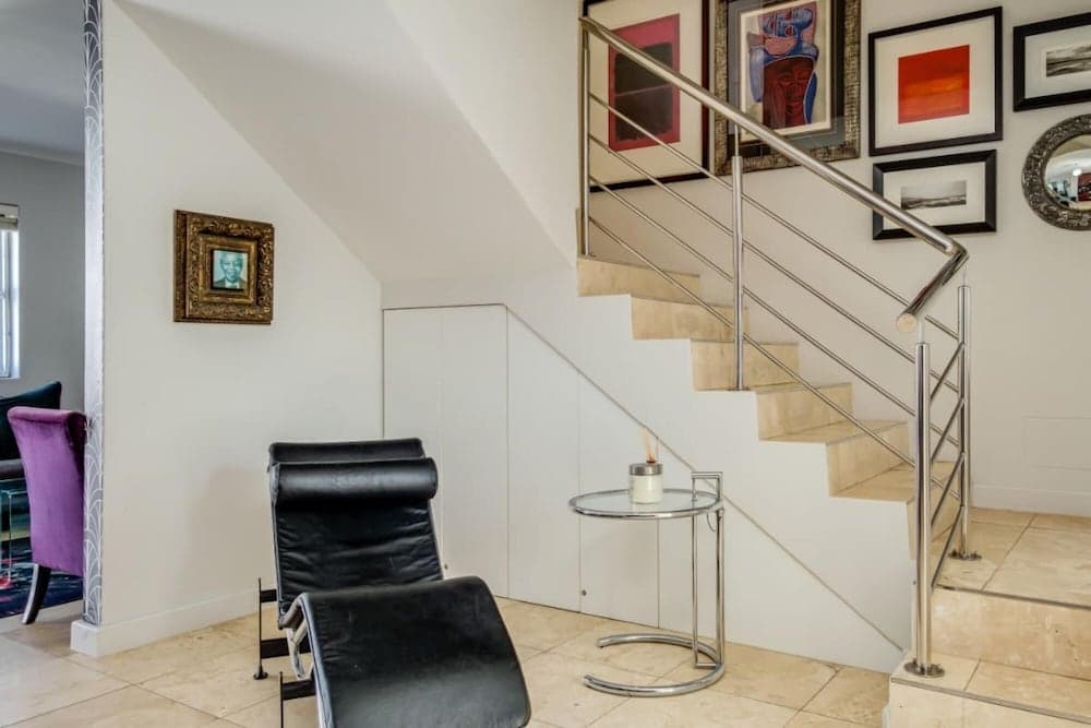 Eclectic Apartment in the Bustling De Waterkant 209 DWP