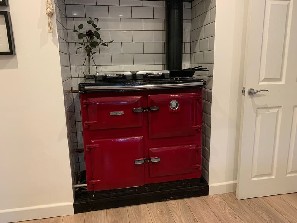 Impeccable 3-bed Bungalow Near Launceston