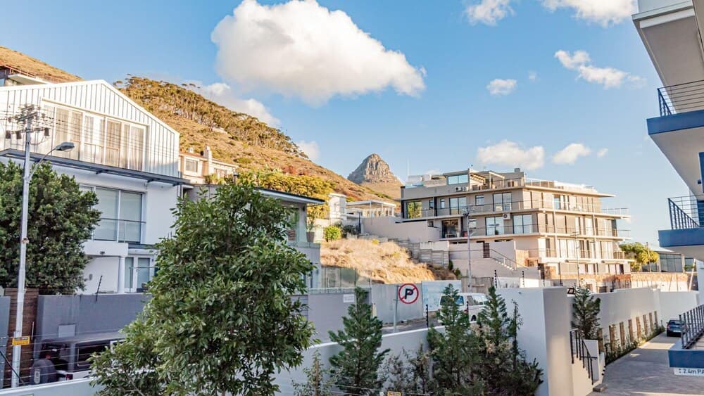 Modern Sea Point Apartment With Wonderful Sea Views Alpha Sunsets