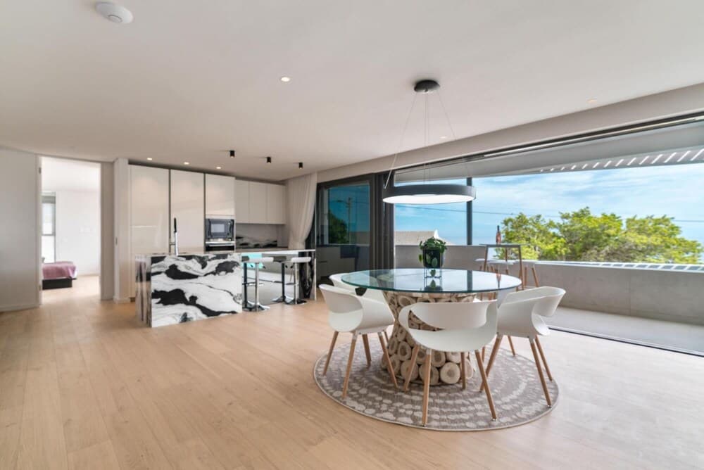 Casa Linea Villa in Camps Bay