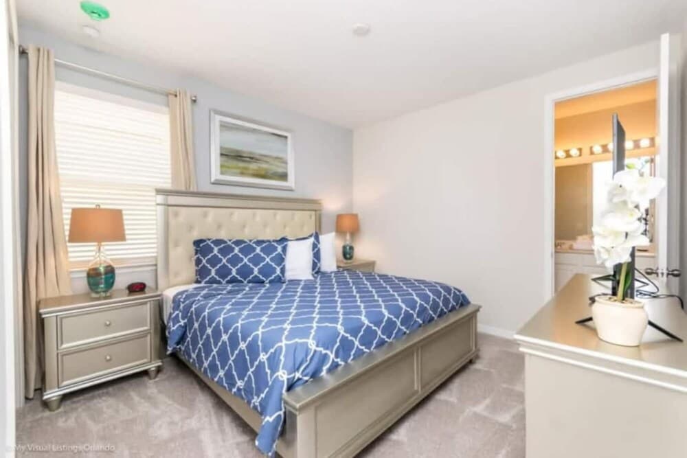 Amazing Game Room Home Near Disney