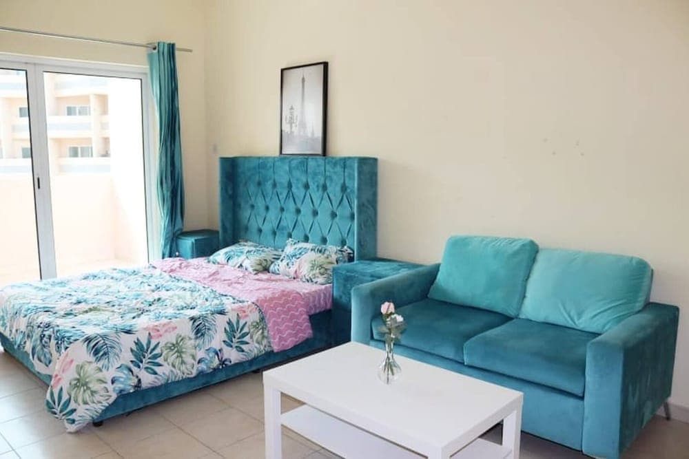 Lovely Family Friendly Furnished Studio With Balcony and Pool