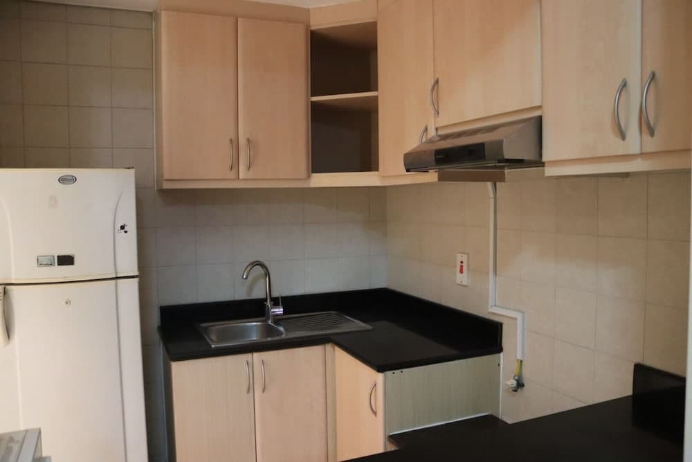 Stunning Studio With Pool And Gym Close To Marina