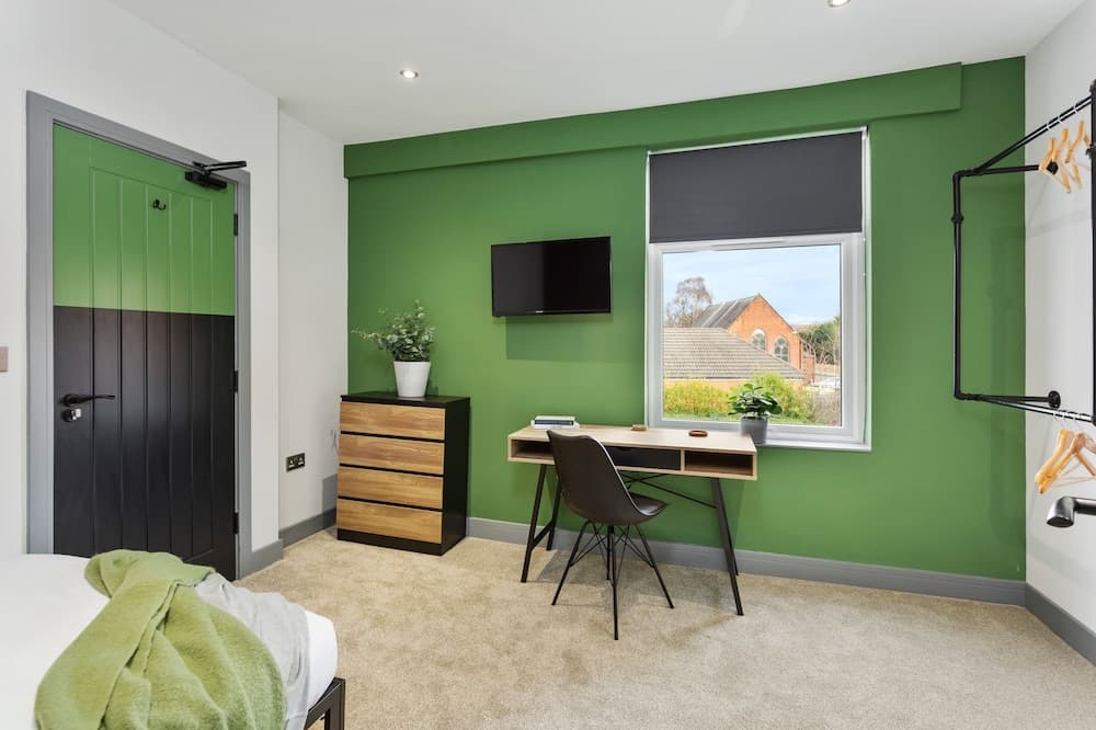 OnPoint Modern Bright 1 Bedroom Studio