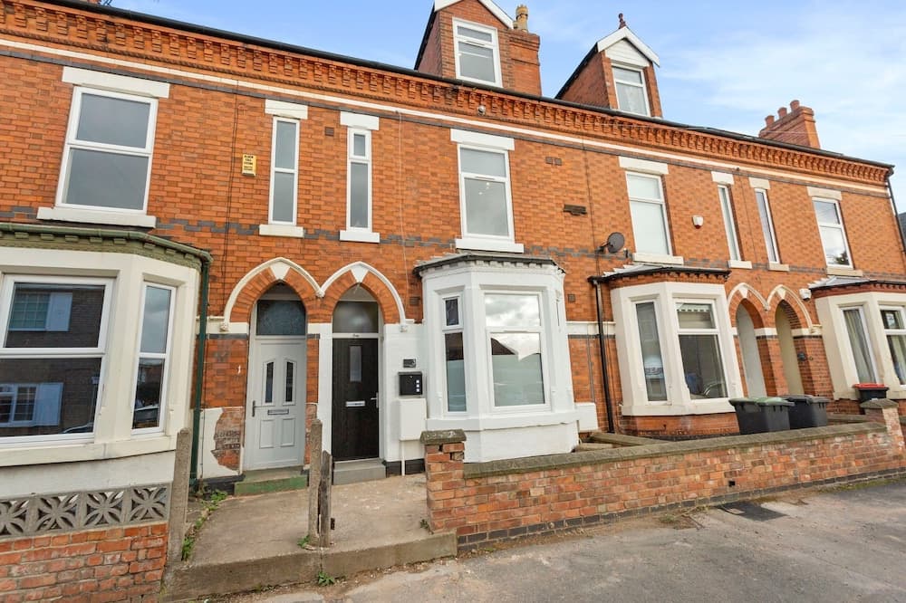 OnPoint-Modern & Fresh Studio Apt