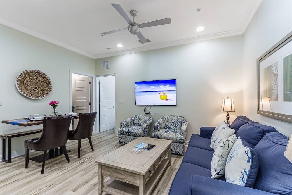 Beach Club Cute Cottage in C Bldg