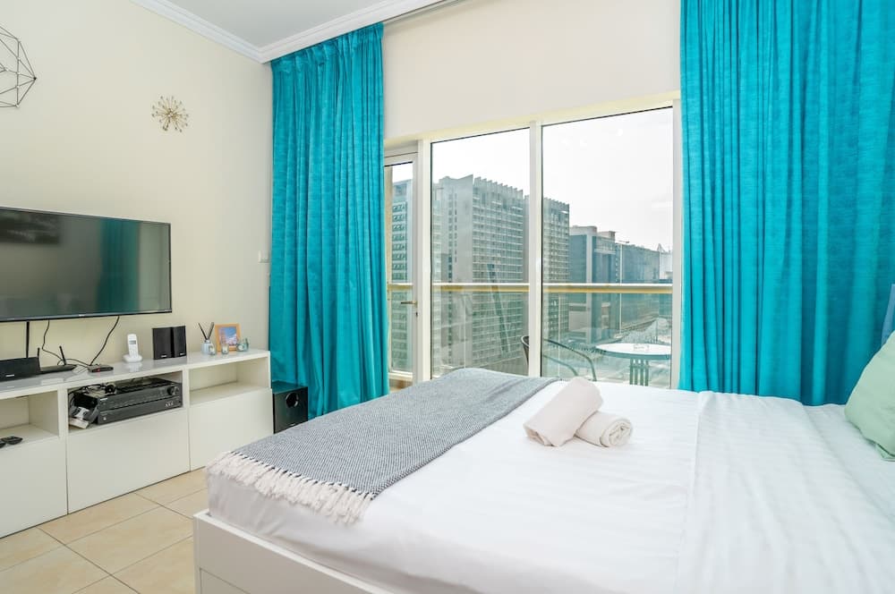 Tanin - Spacious Studio Close to Burj Khalifa & Dubai Mall