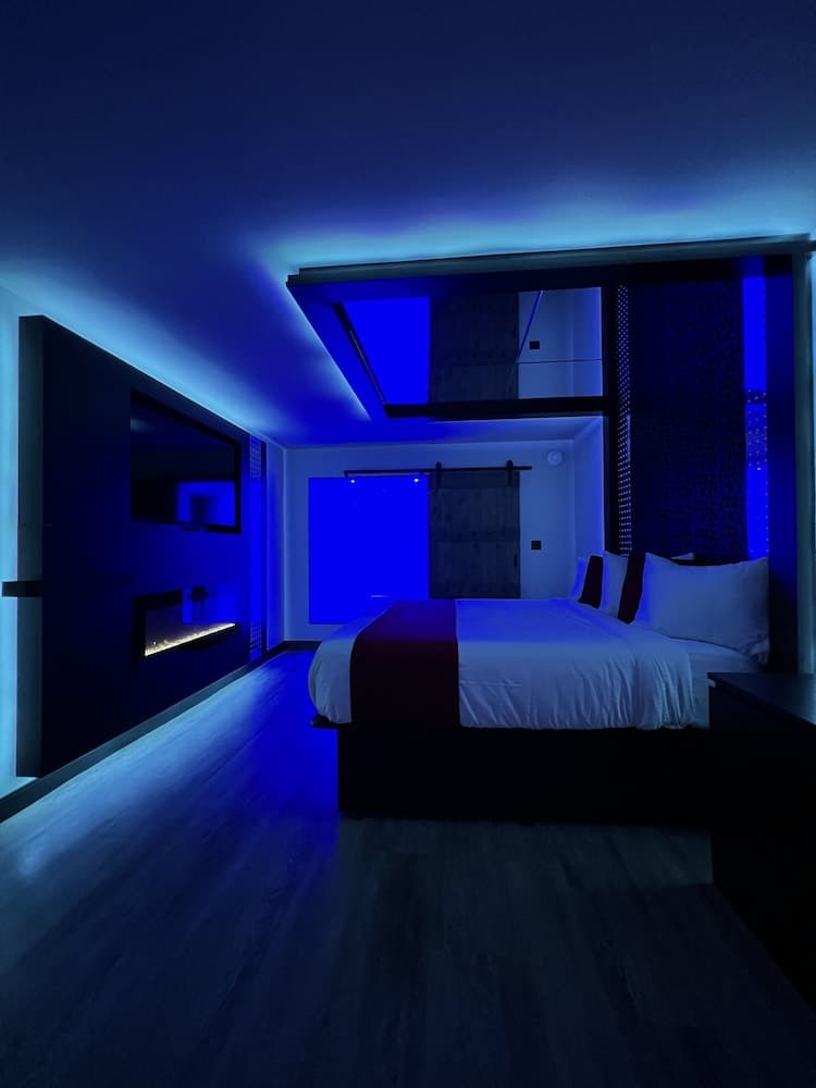 Imperial Suites - Adults Only