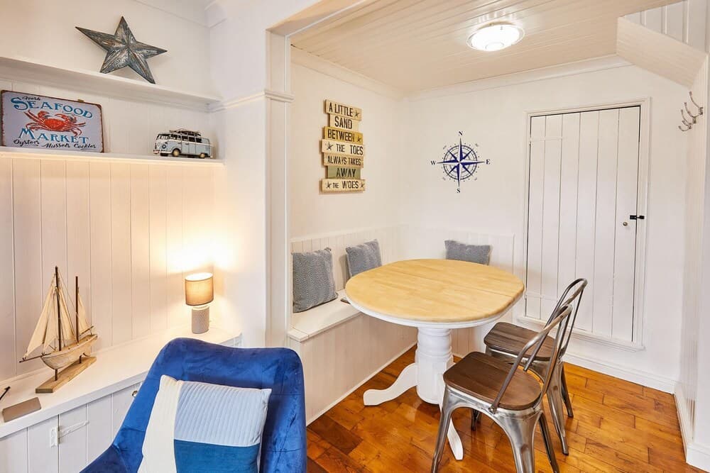 Host Stay Harbour Mist Cottage
