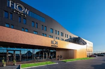 Flow Hotel & Conference