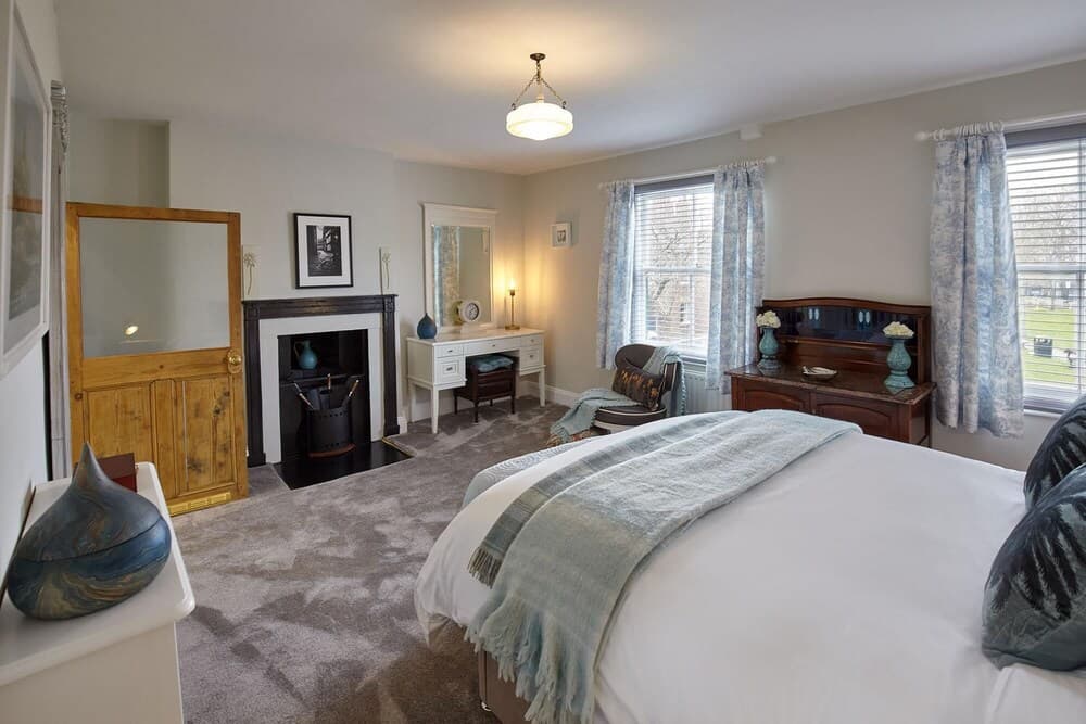 Host Stay Rose Cottage