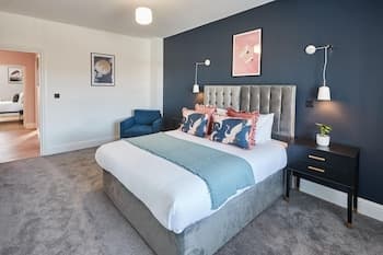 Host Stay Parkside Villa