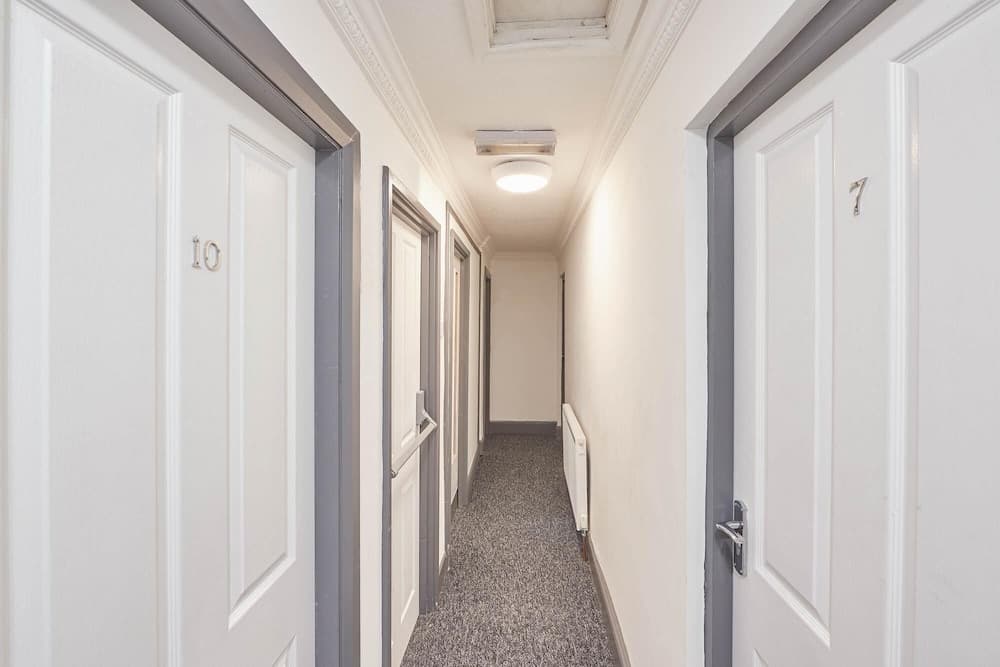 Host Stay Room 6 Clarendon