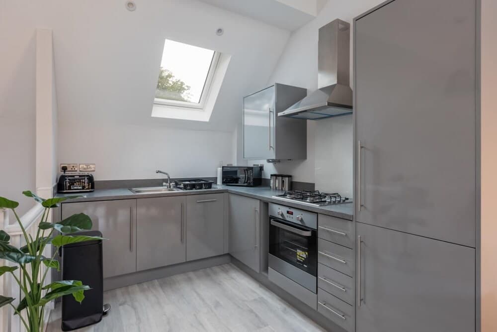 Host Stay Oyster Cottage