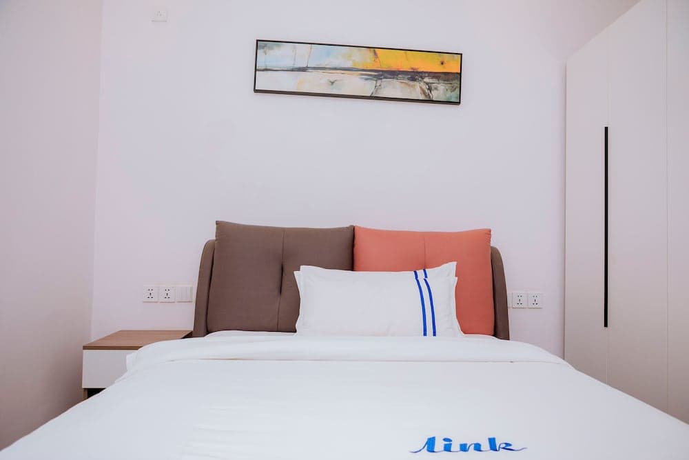 Elizabeth Golf Apartment