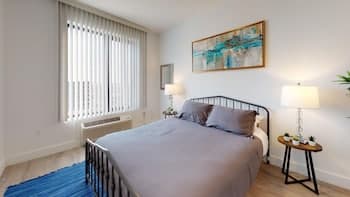 Luxury 2BR 30 Mins to Manhattan Evonify
