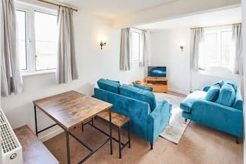 Host Stay Harvest Cottage