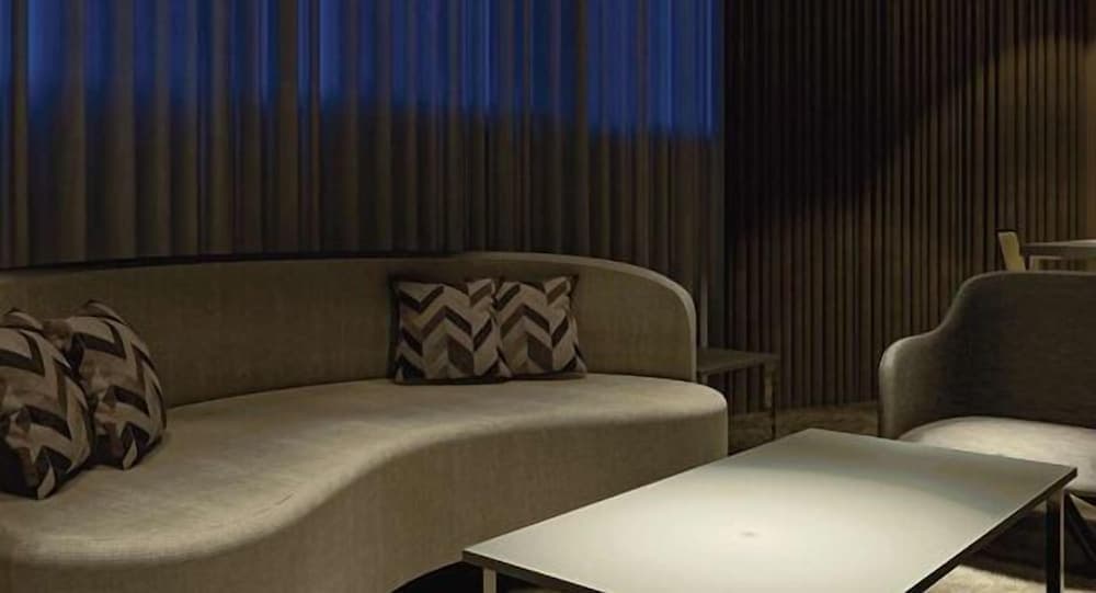 GLORIA HOTEL AND SUITES