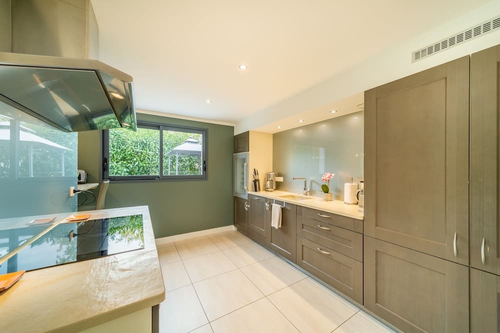 Dream 5BD Villa for Families Geneva 14KM