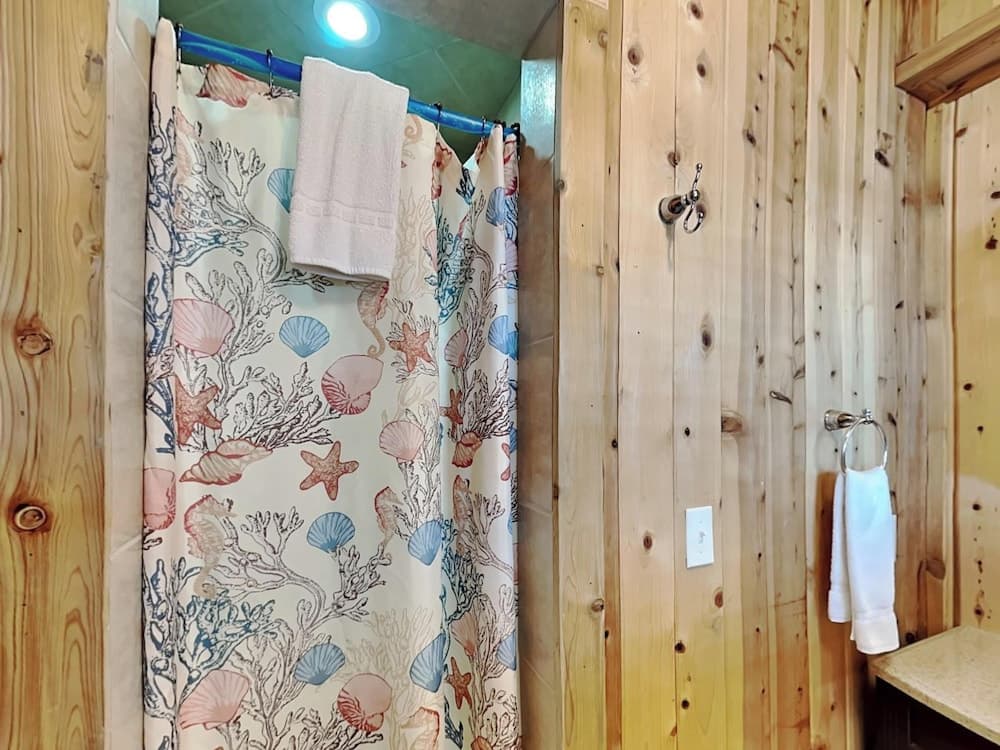 A Fin N Feather by Miss Kitty’s